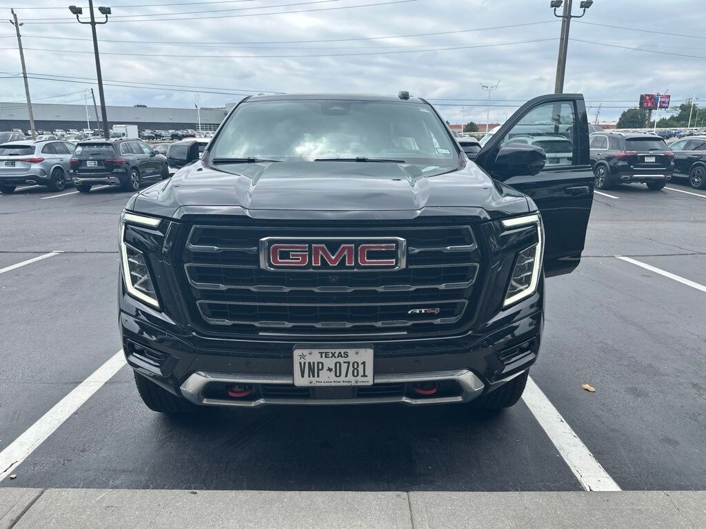 Used 2025 GMC Yukon XL AT4 SUV