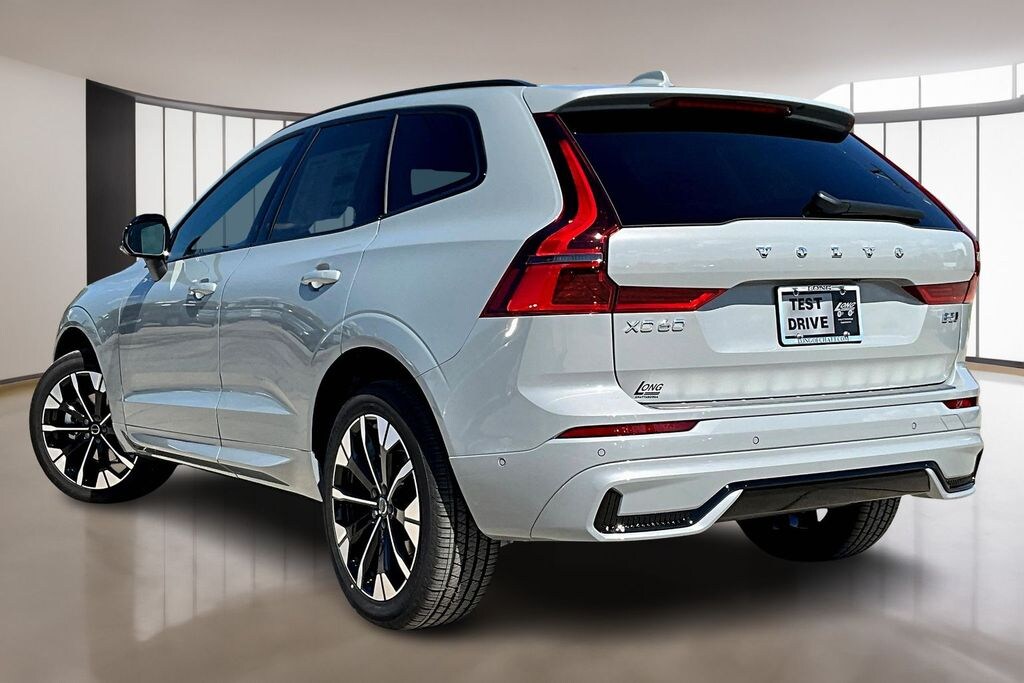 New 2026 Volvo XC60 B5 Plus SUV