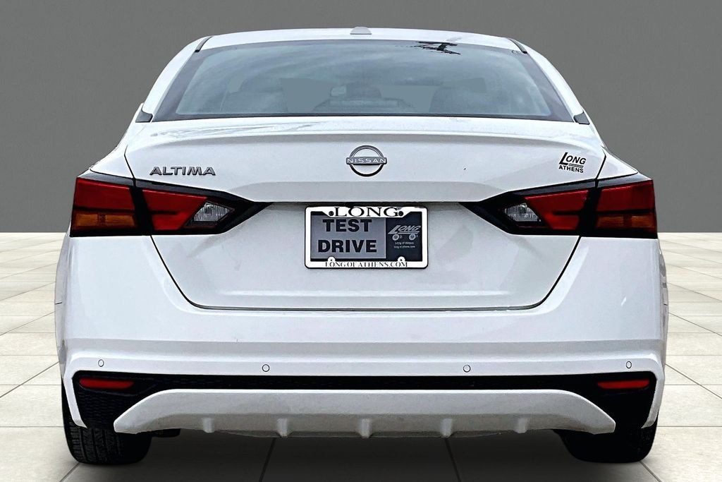 Used 2025 Nissan Altima 2.5 SV Sedan
