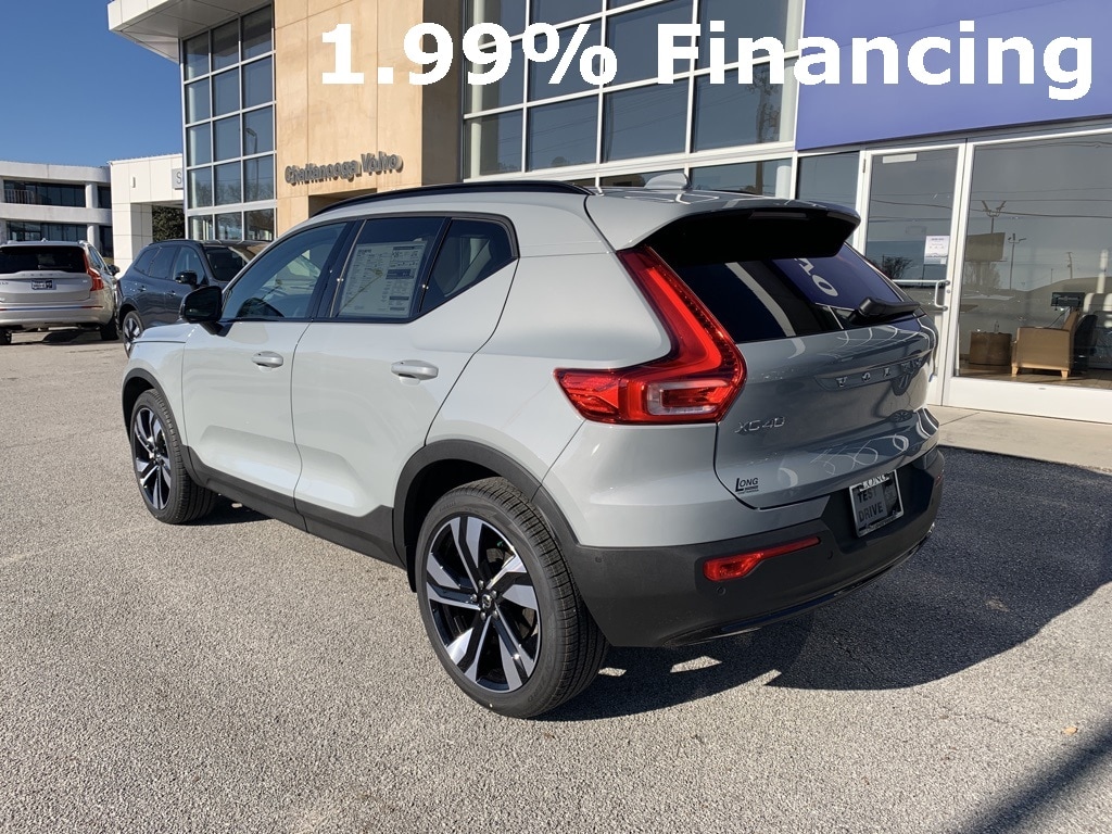 2025 Volvo XC40 Plus - Photo 8