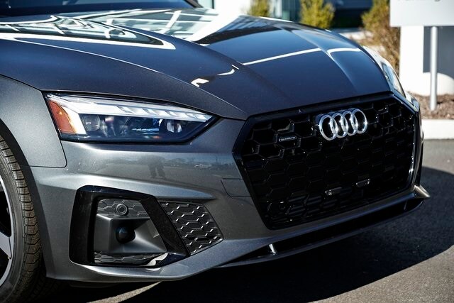 2025 Audi A5 45 S line Premium Plus photo 3