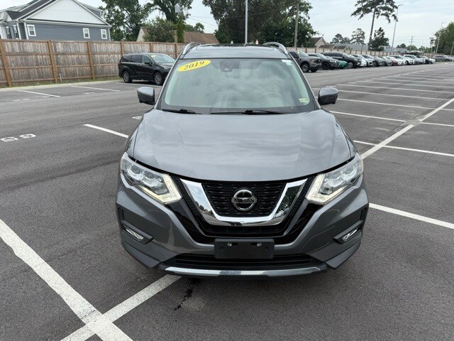 2019 Nissan Rogue SL photo 2