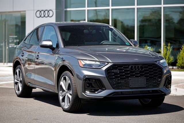 2025 Audi Q5 Sportback 45 S line Premium Plus photo 2