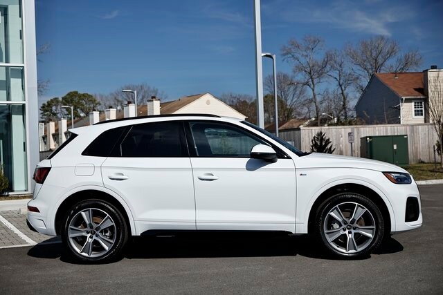 2025 Audi Q5 45 S line Premium photo 3