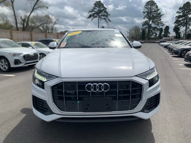 2023 Audi Q8 55 Premium Plus photo 4