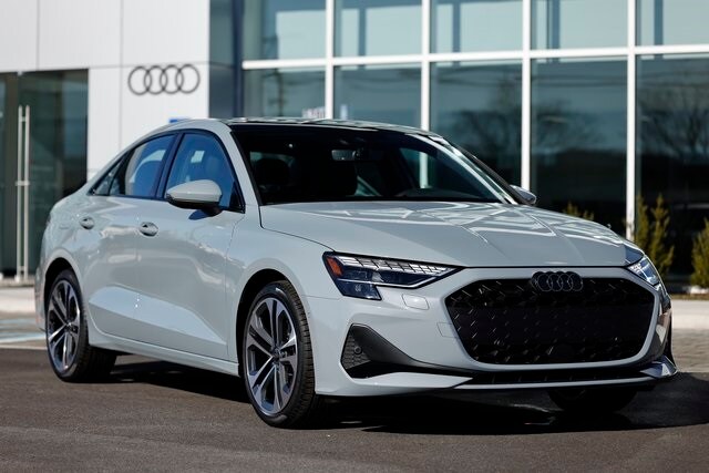 2025 Audi A3 2.0T Premium Plus photo 2