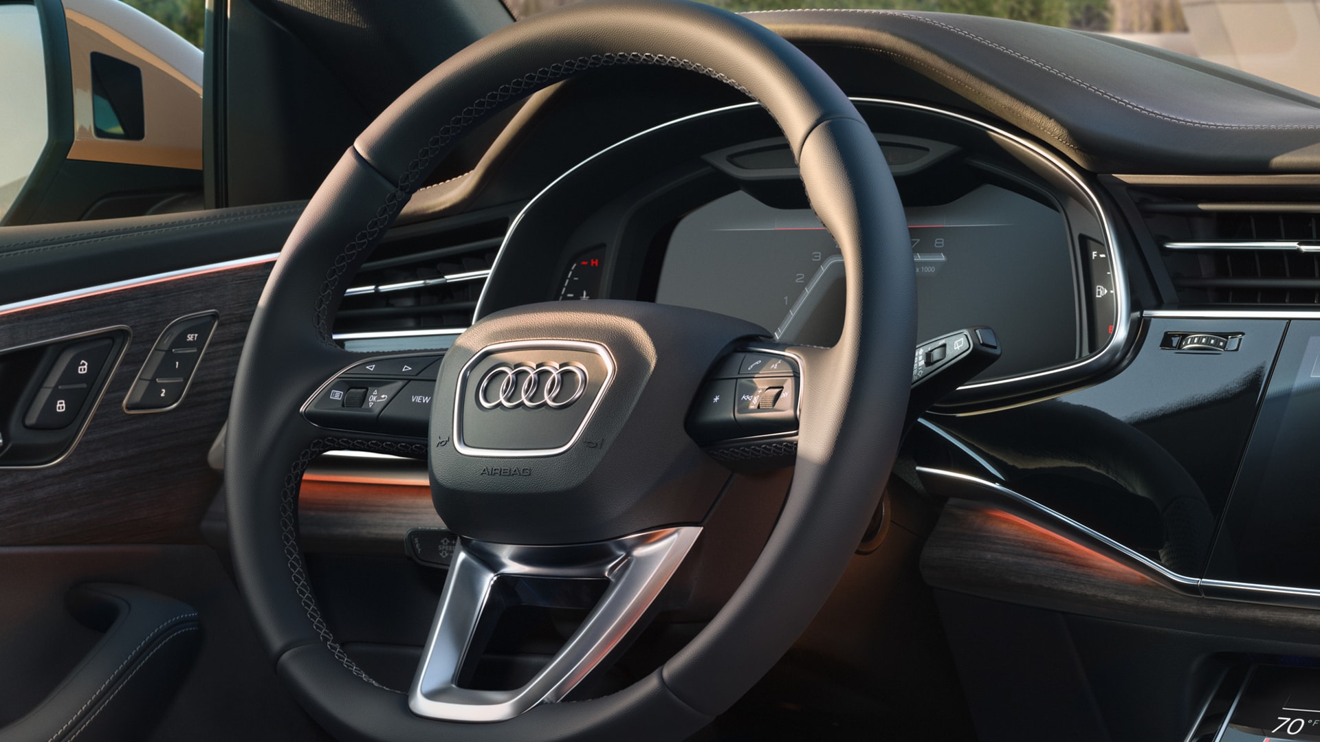 2024 Audi Q8 Interior Features & Dimensions