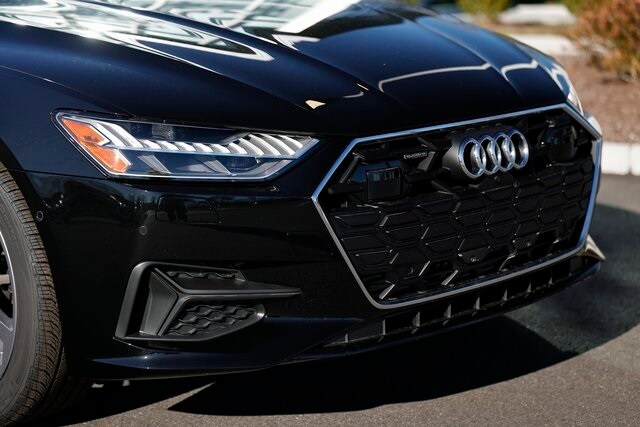 2025 Audi A7 55 Premium Plus photo 3