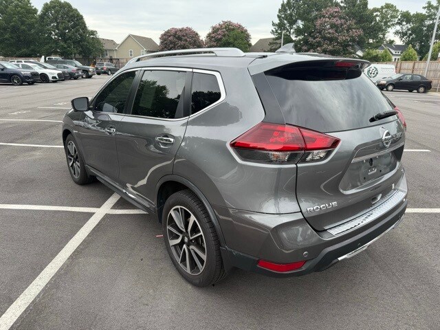 2019 Nissan Rogue SL photo 3
