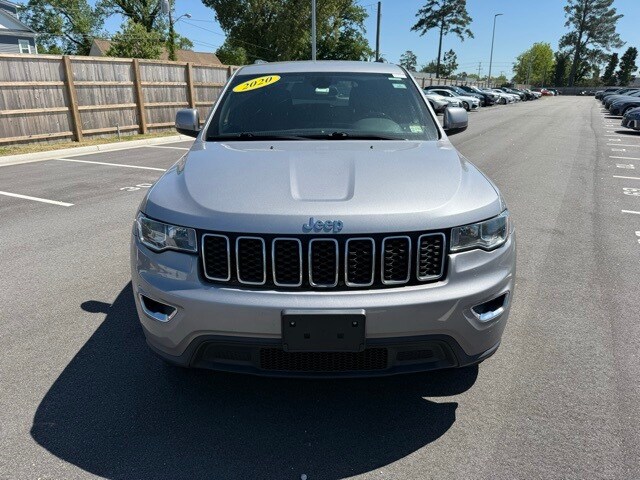 2020 Jeep Grand Cherokee Laredo E photo 4