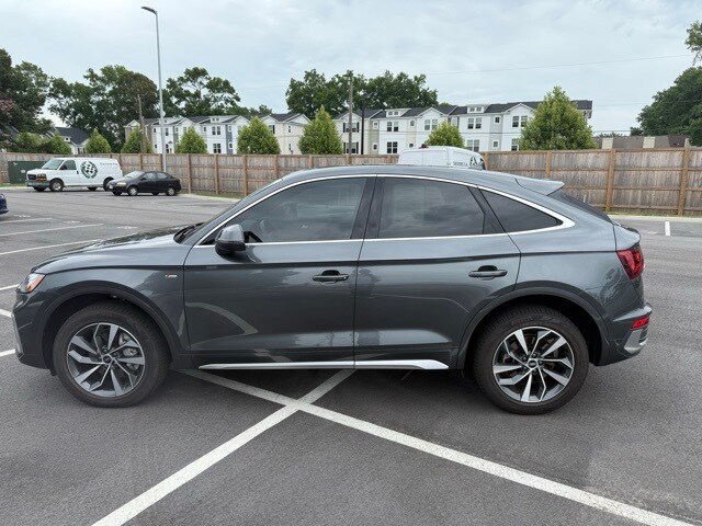 2022 Audi Q5 Sportback 45 S line Premium Plus photo 4