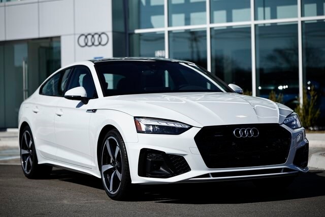 2025 Audi A5 45 S line Premium Plus photo 2