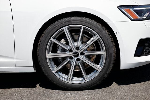 2025 Audi A6 Quattro Premium Plus photo 4