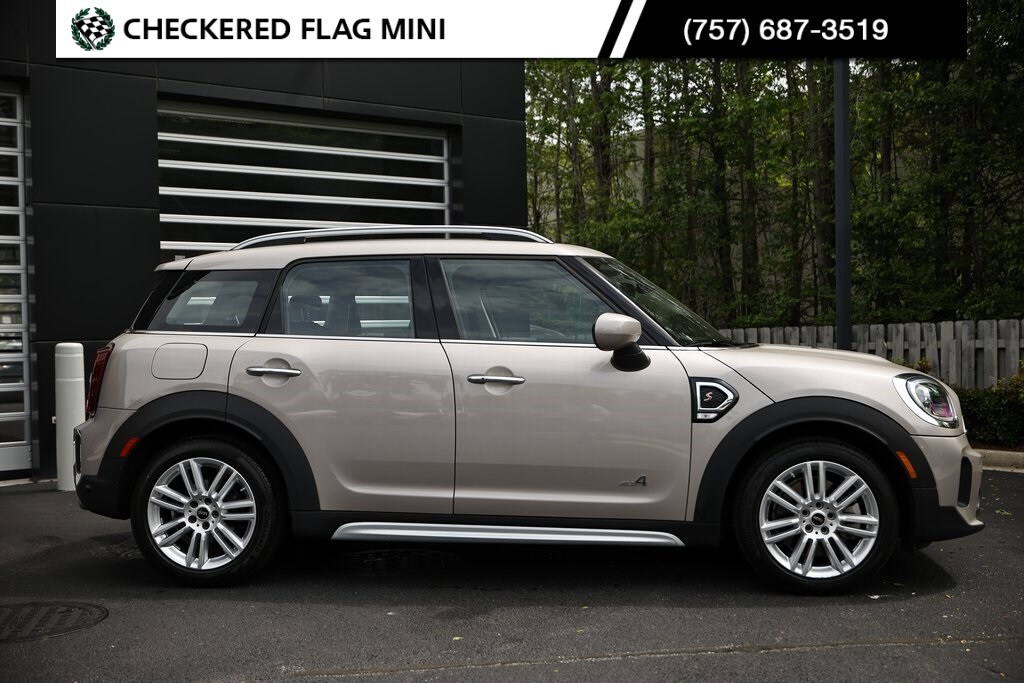 2023 Mini Cooper S ALL4 photo 3