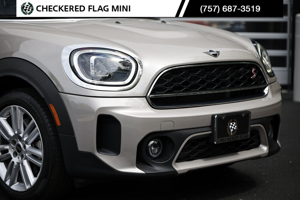 2023 Mini Cooper S ALL4 photo 2