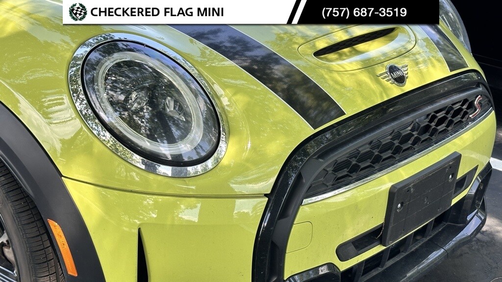 2024 Mini Cooper Signature Convertible photo 2