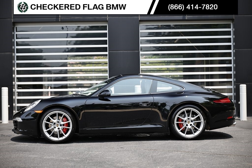2016 Porsche 911 S photo 2