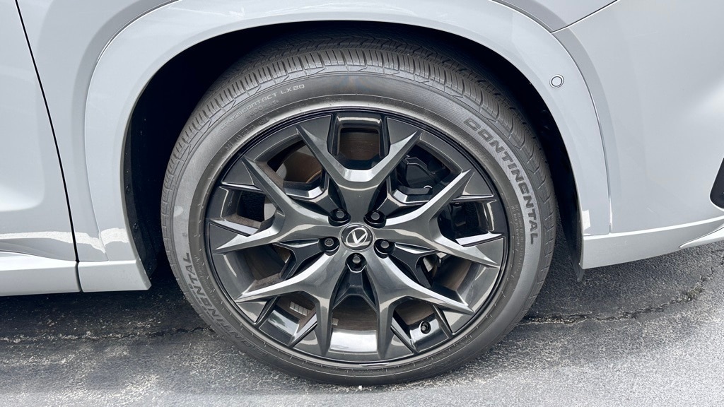 2024 Lexus TX 500h F SPORT Premium photo 4