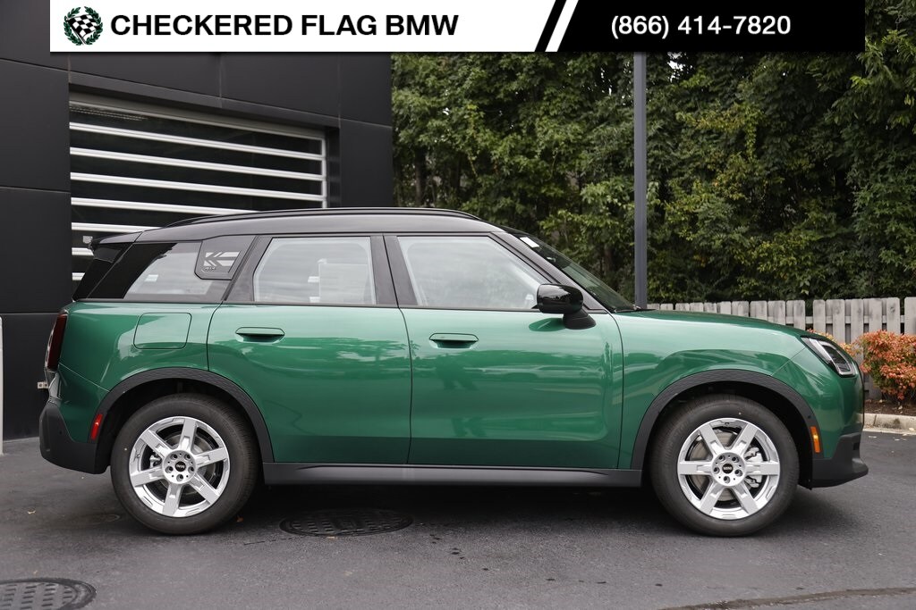 2025 Mini Cooper S ALL4 photo 4