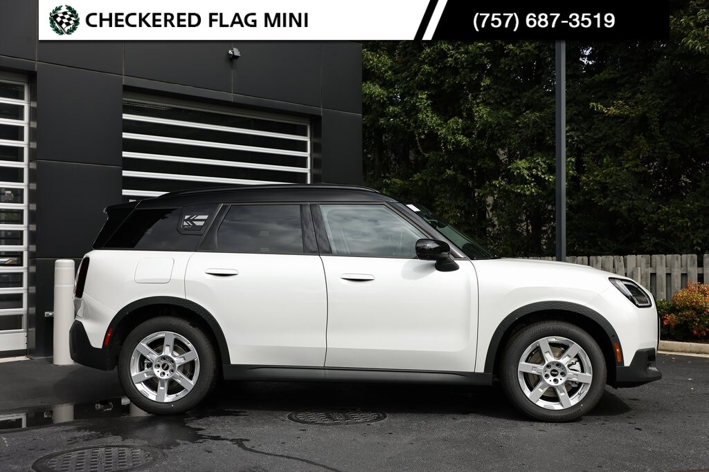 2025 Mini Cooper S ALL4 photo 4