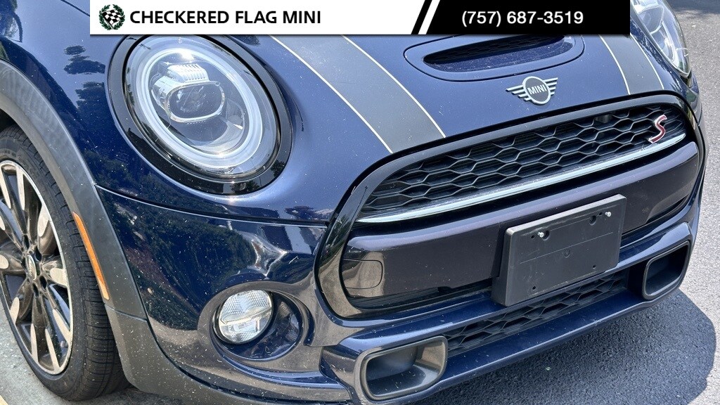 2019 Mini Cooper S Iconic photo 2