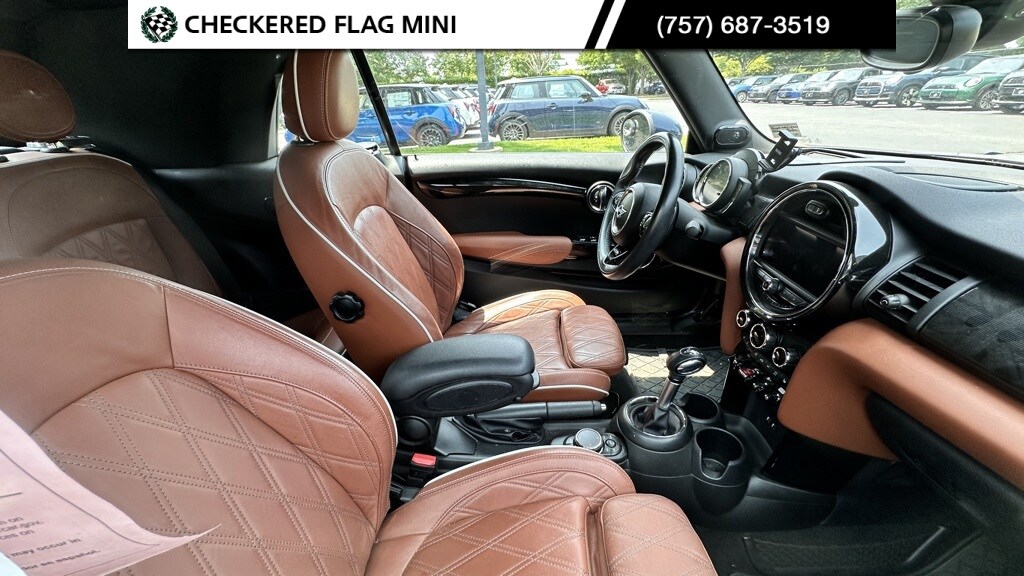2019 Mini Cooper S Iconic photo 4