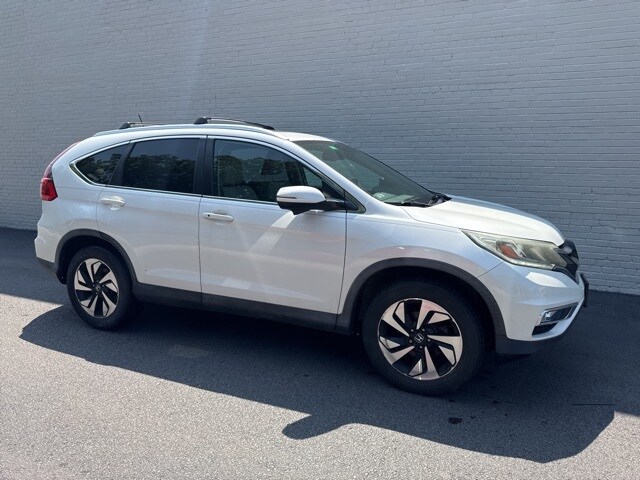 2015 Honda CR-V Touring photo 2