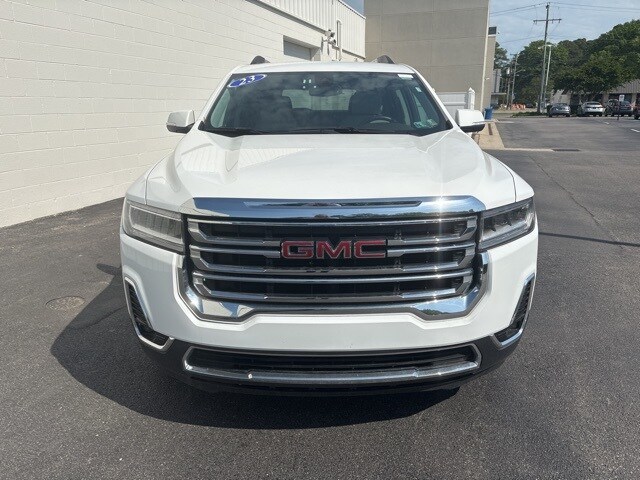 2023 Gmc Acadia SLT photo 2