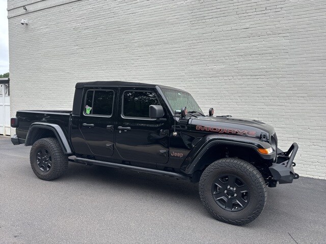 2022 Jeep Gladiator Mojave photo 2