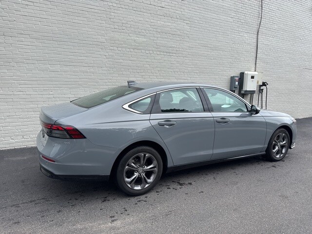 2023 Honda Accord Hybrid EX-L photo 3