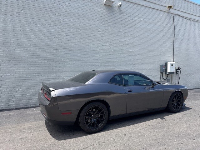 2022 Dodge Challenger GT photo 3