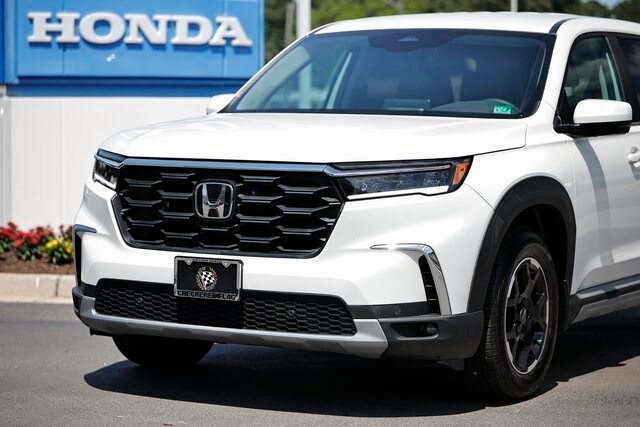2025 Honda Pilot EX-L photo 2