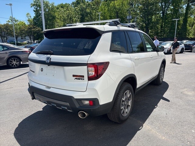 2023 Honda Passport TrailSport photo 3