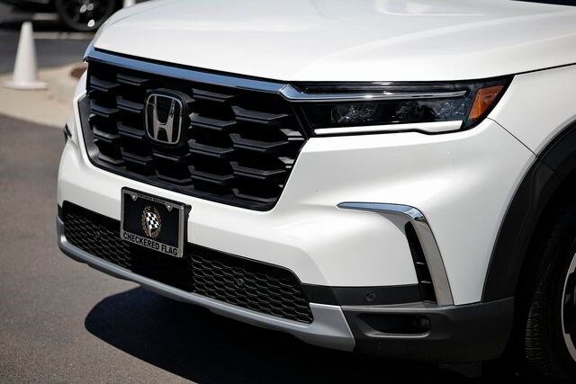2025 Honda Pilot EX-L photo 3