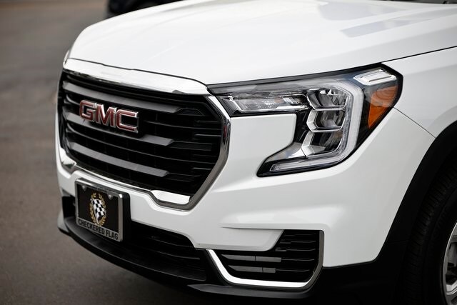 2024 Gmc Terrain SLE photo 3