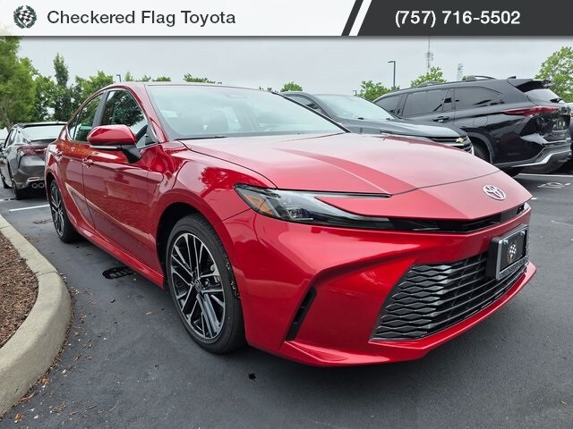 2025 Toyota Camry XLE photo 3