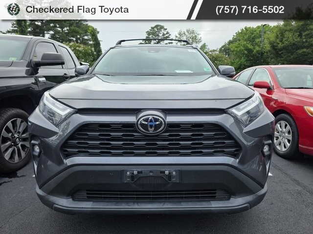 2022 Toyota RAV4 XLE Premium photo 2