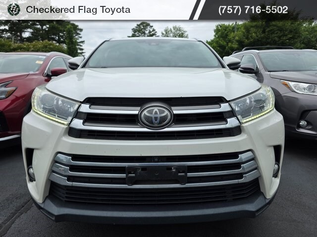 2017 Toyota Highlander Limited Platinum photo 2