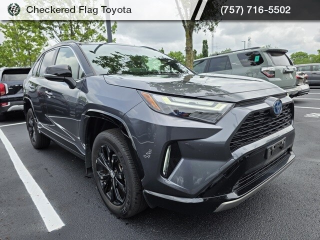 2023 Toyota RAV4 Hybrid XSE photo 3