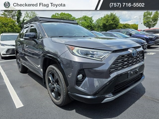 2021 Toyota RAV4 Hybrid XSE photo 3