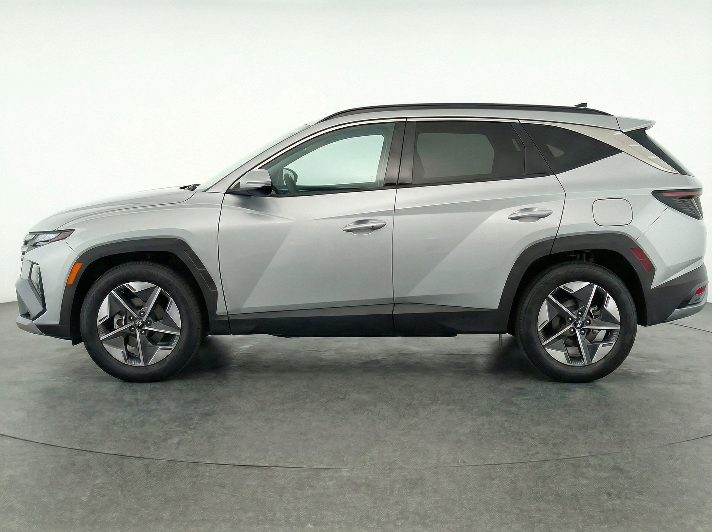 Thumbnail: 2025 Hyundai Tucson - 4