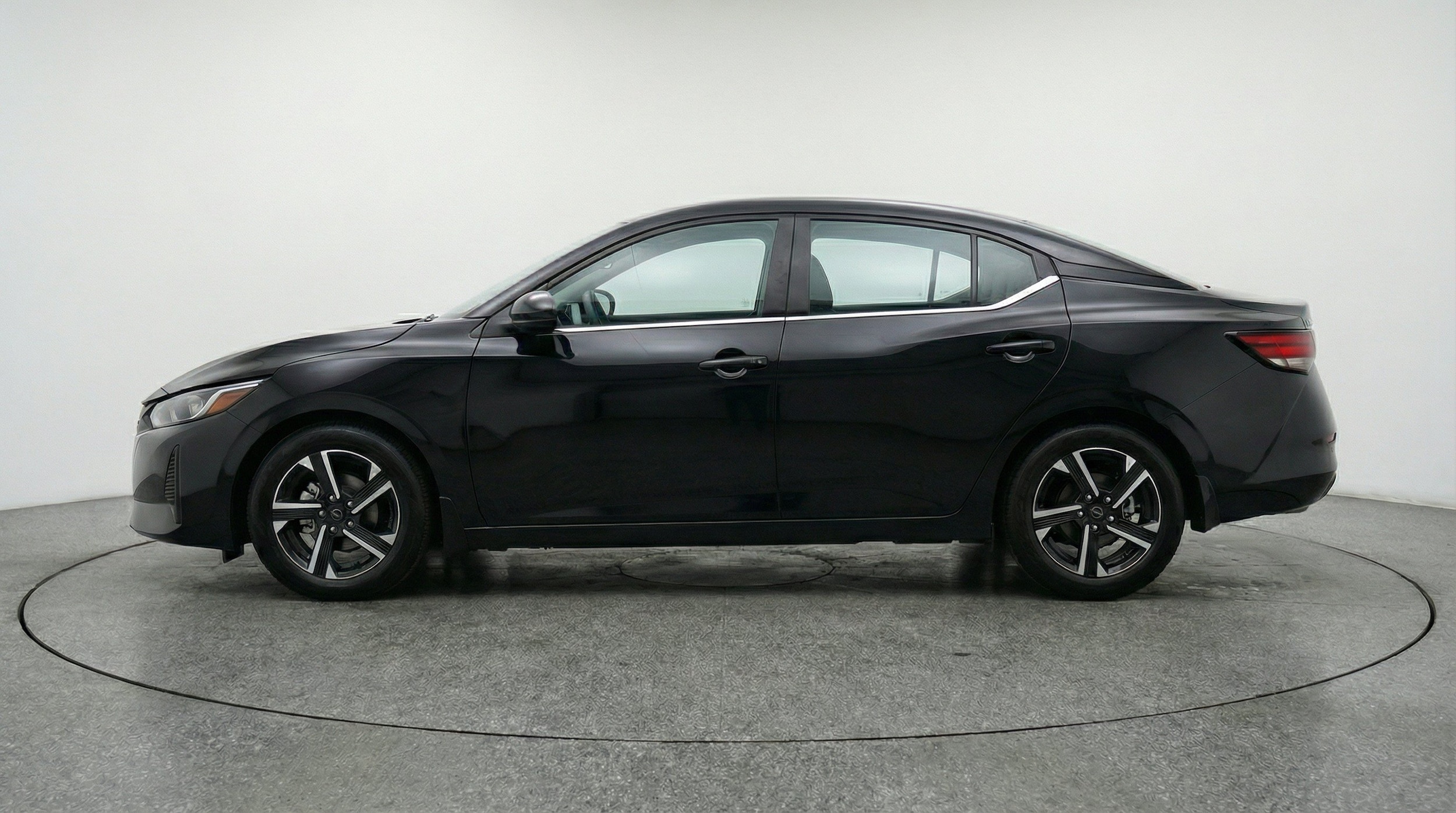 Thumbnail: 2025 Nissan Sentra - 5