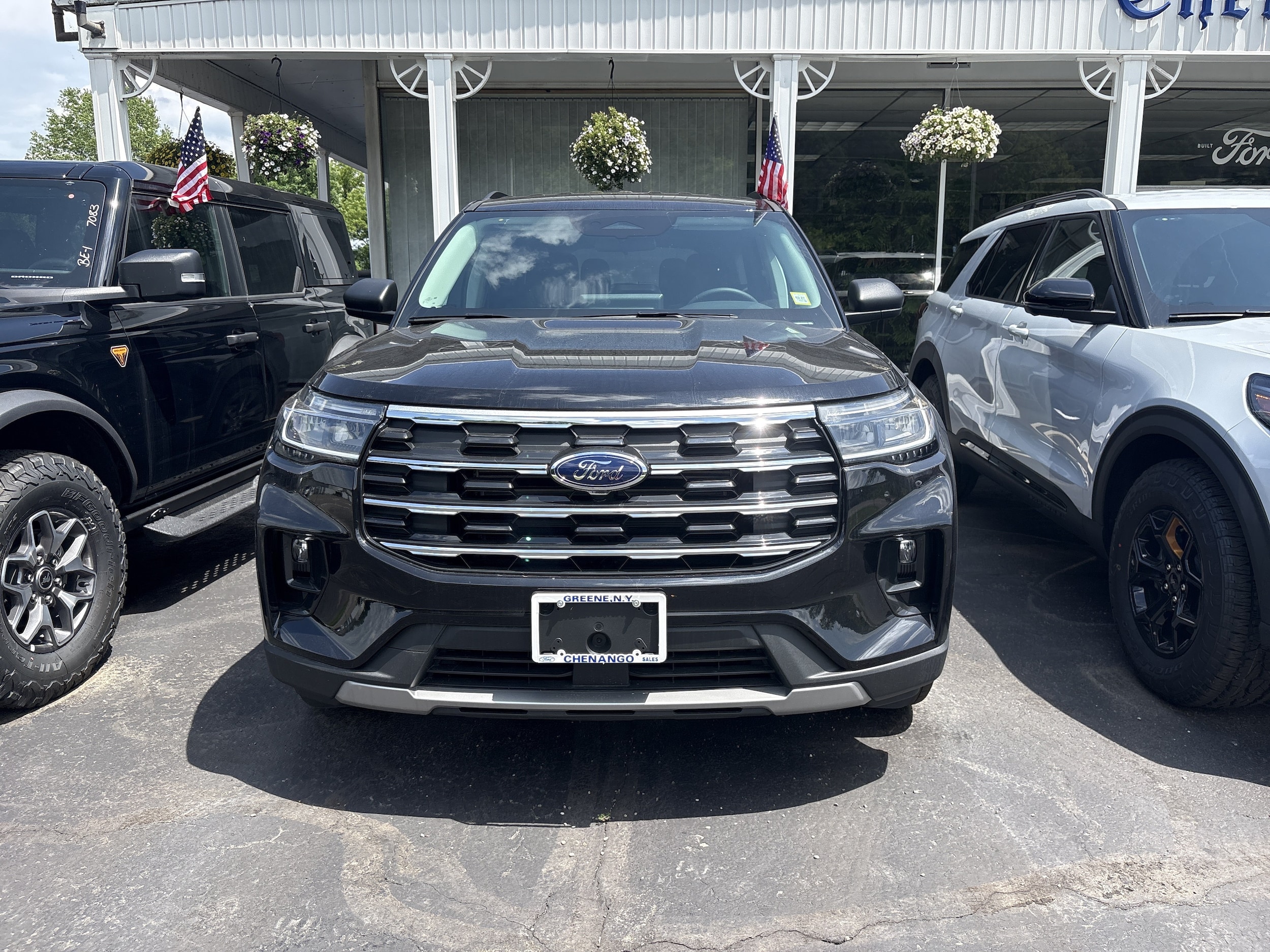 2026 Ford Explorer Active 4WD's photo