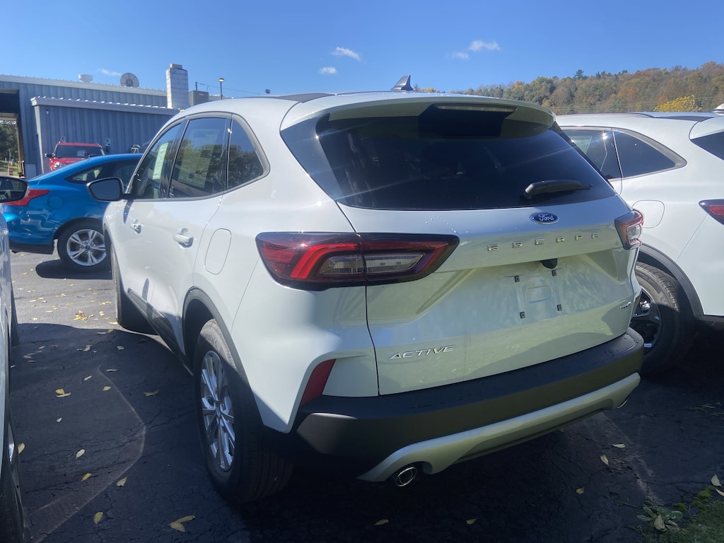 New 2025 Ford Escape Active Active AWD