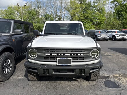 2024 Ford Bronco Black Diamond Black Diamond  4x4
