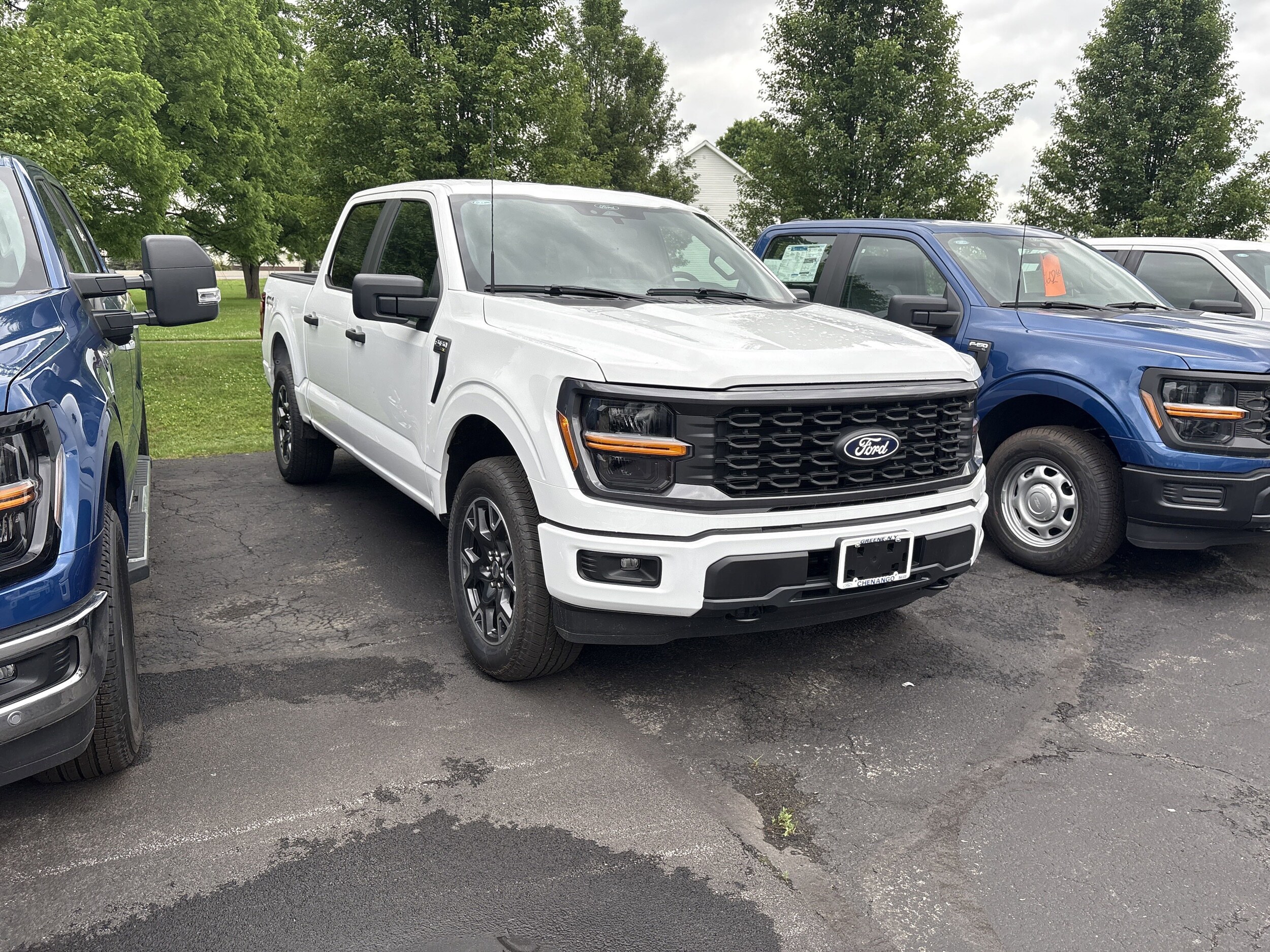 2025 Ford F-150 STX photo 2