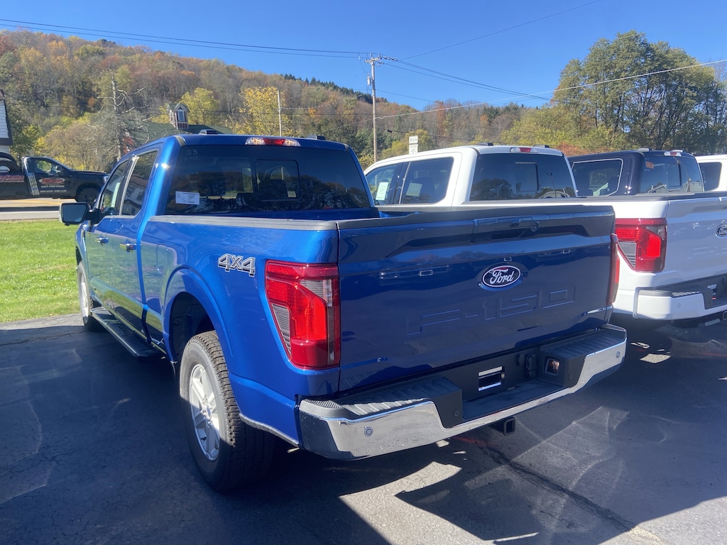 New 2025 Ford F-150 XLT XLT 4WD SuperCrew 6.5 Box