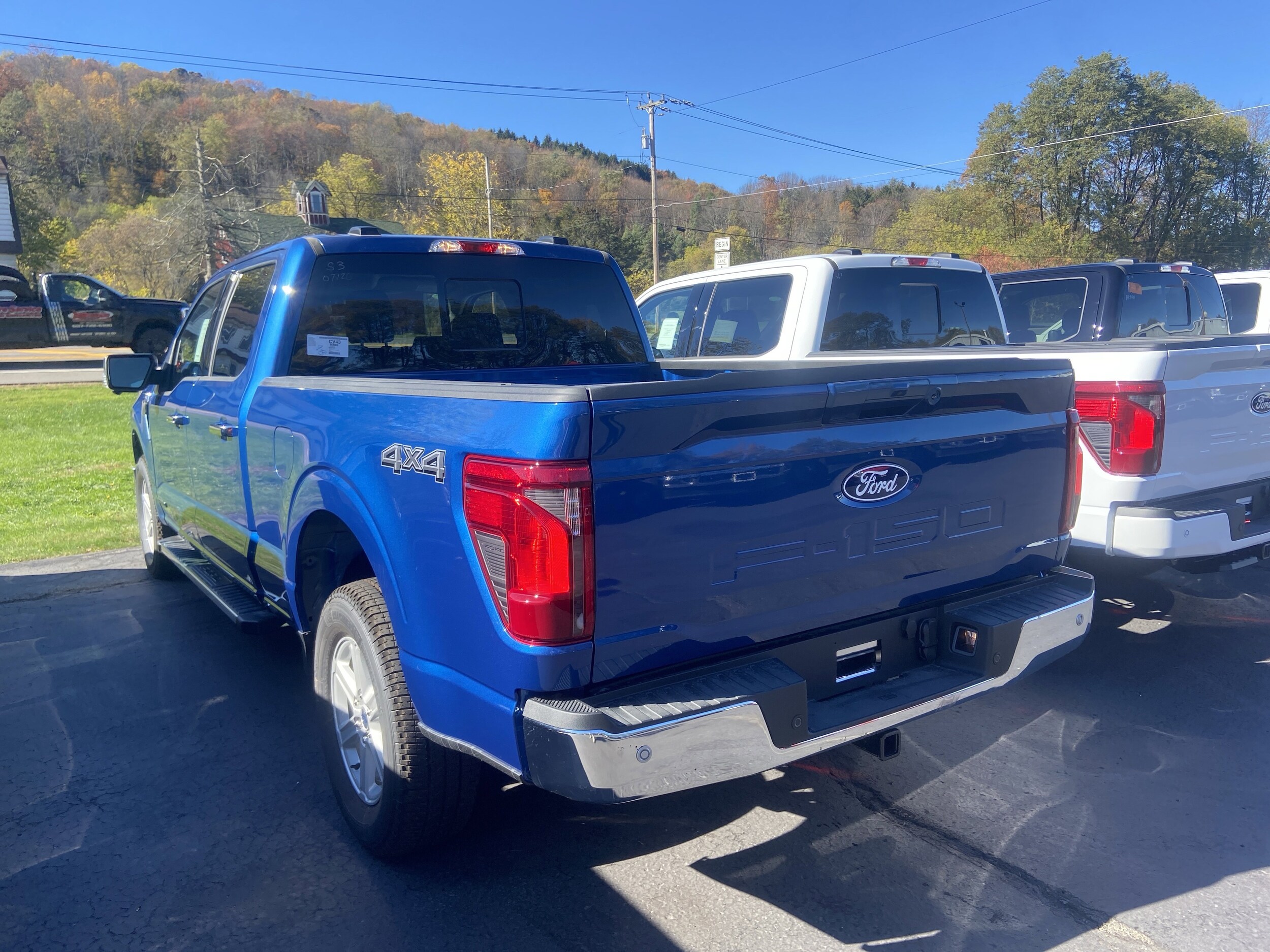 2025 Ford F-150 XLT photo 3