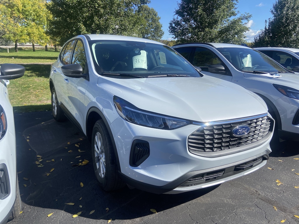 New 2025 Ford Escape Active Active AWD