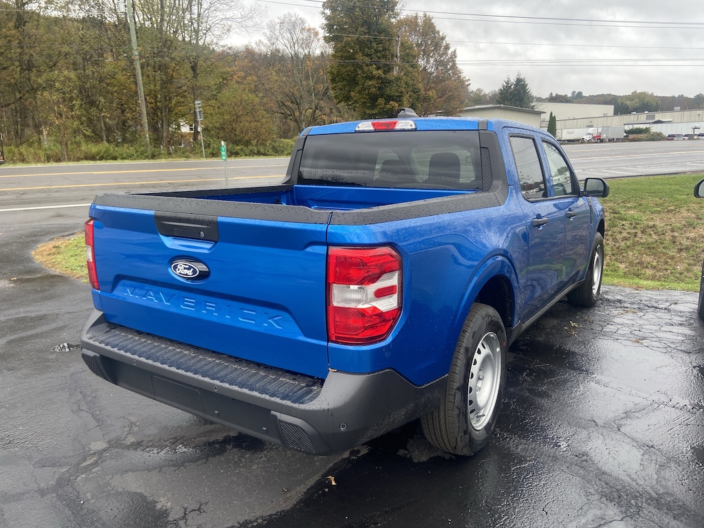 New 2025 Ford Maverick XL XL AWD SuperCrew